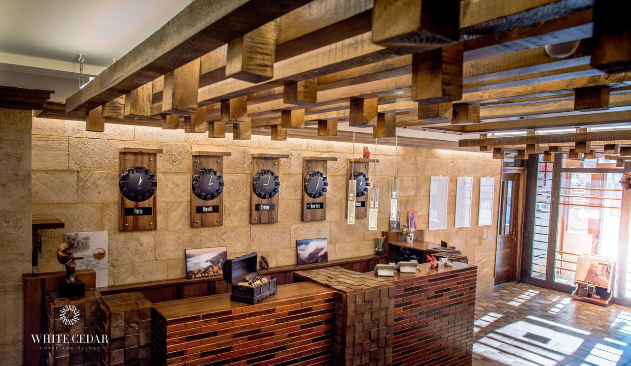 White Cedar Hotel &Resort Al Arz Esterno foto