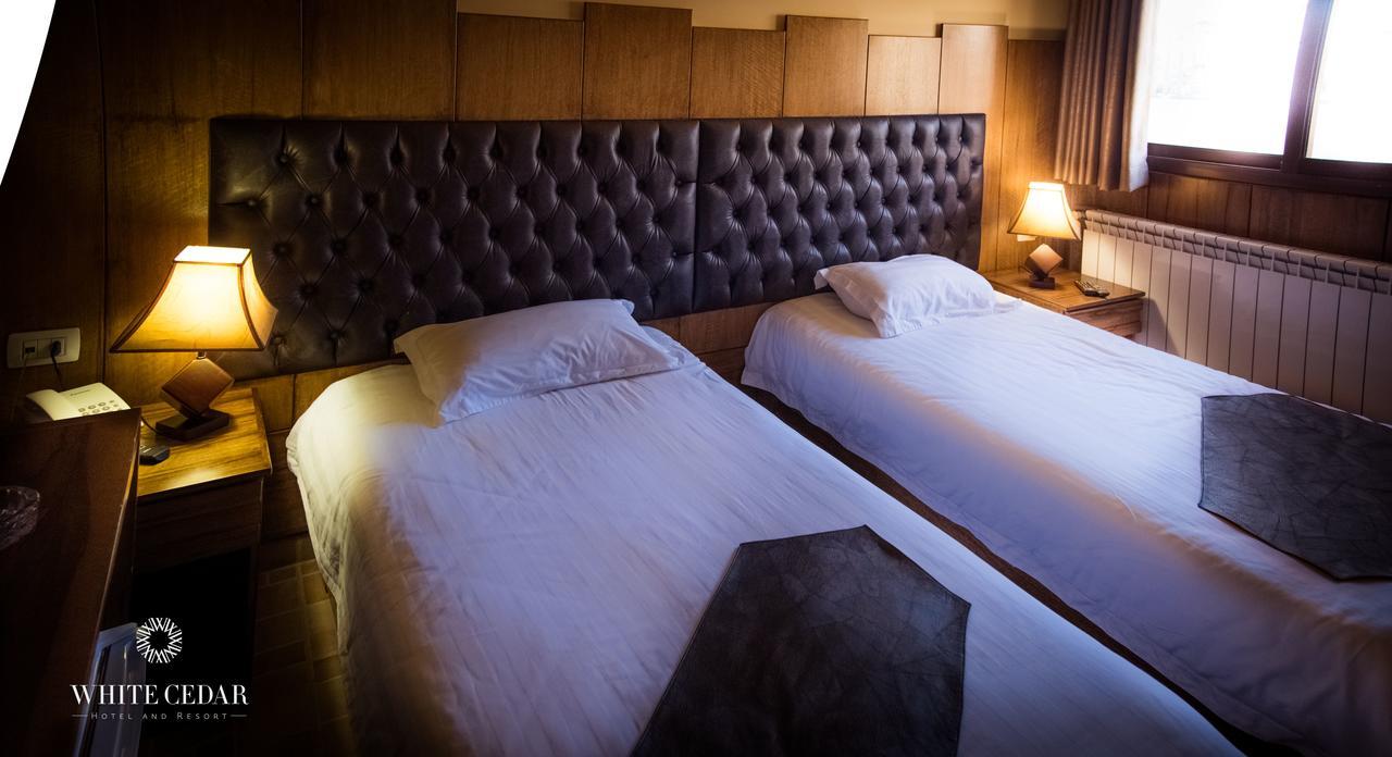 White Cedar Hotel &Resort Al Arz Esterno foto