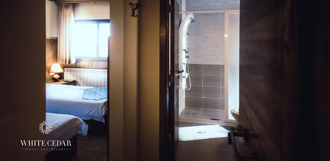 White Cedar Hotel &Resort Al Arz Esterno foto