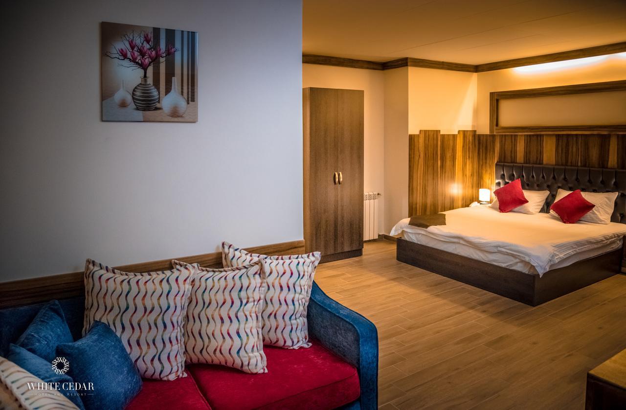 White Cedar Hotel &Resort Al Arz Esterno foto
